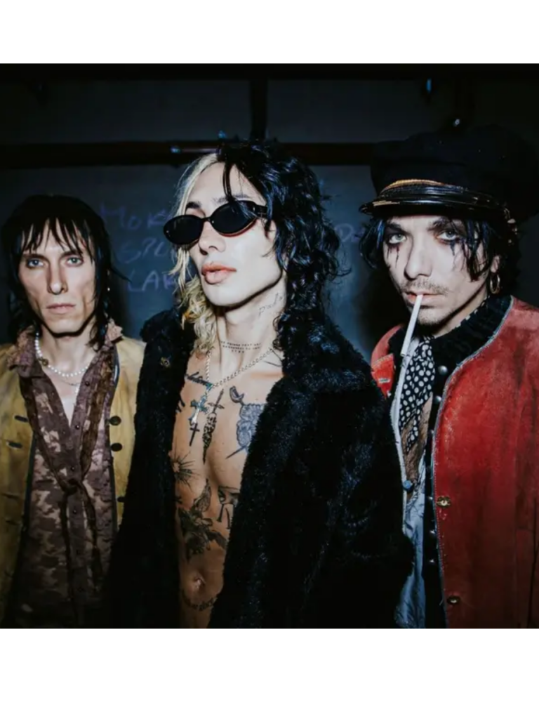 Palaye Royale
